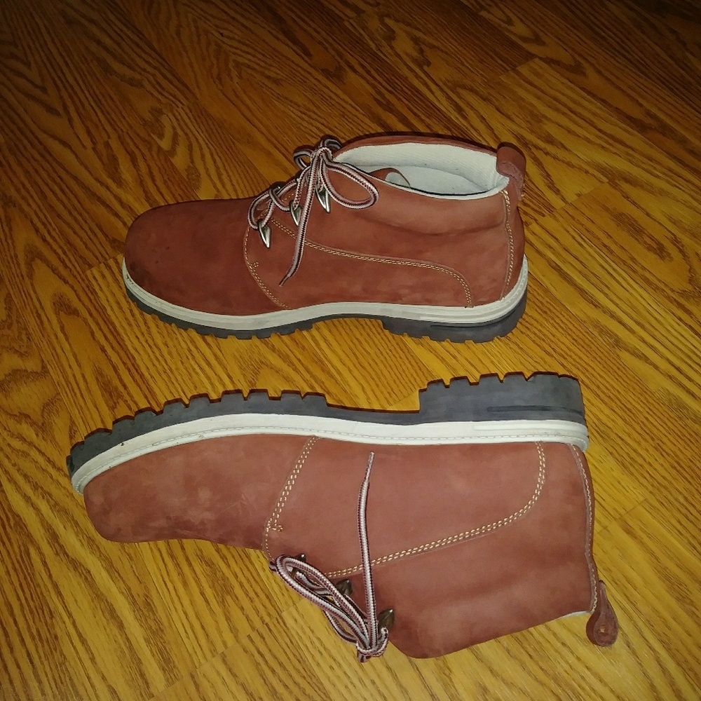 Men's Boots - Picture 3 of 8